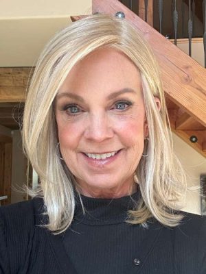 Lisa | Human Hair/Synthetic Hair Blend Lace Front Wig (Mono Top)