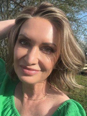 Missoni V | Synthetic Lace Front Wig (Hand-Tied)